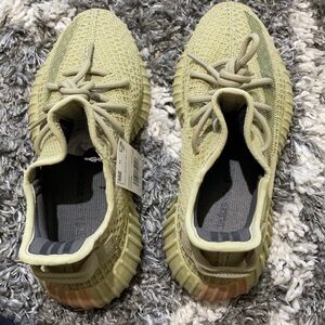 Yeezy Sneakers in Light Green and Tan